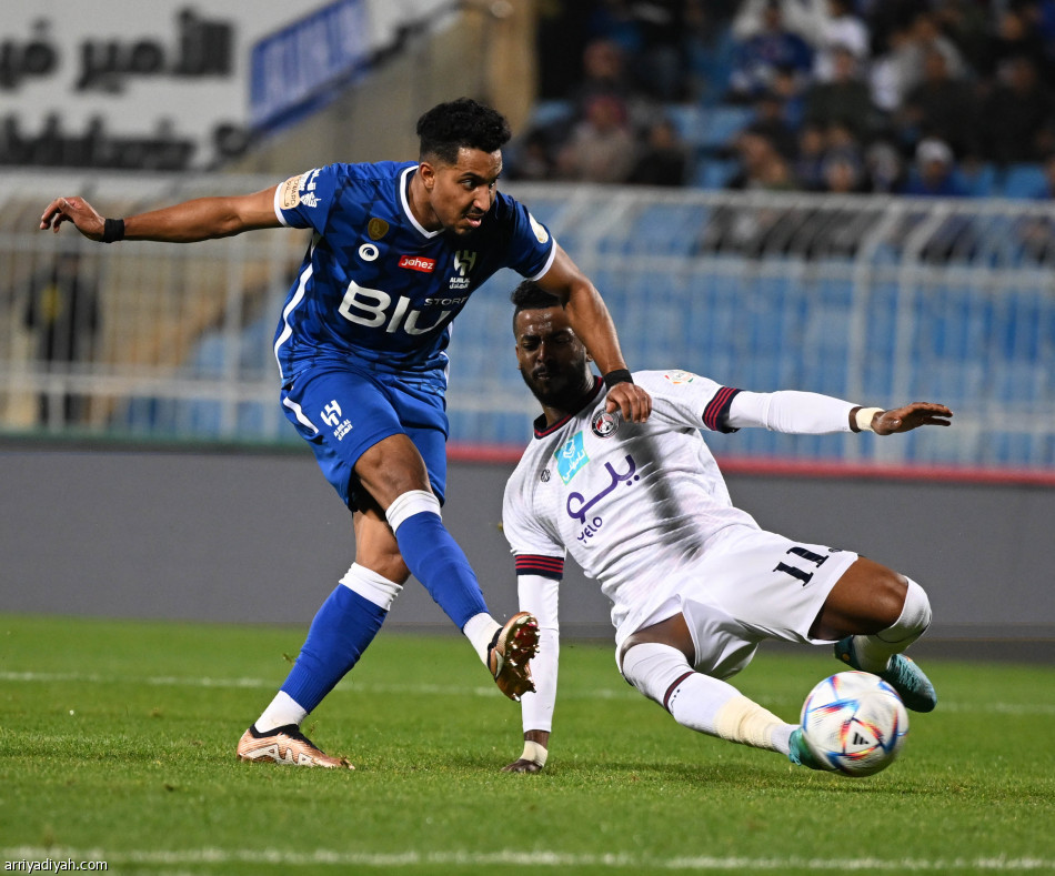 الهلال يقفز إلى الثاني بنقاط العدالة