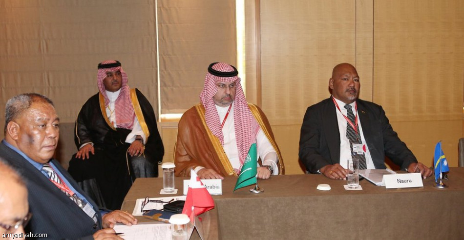 عبدالله بن مساعد يلتقى عدد من وزراء الرياضة في طوكيو