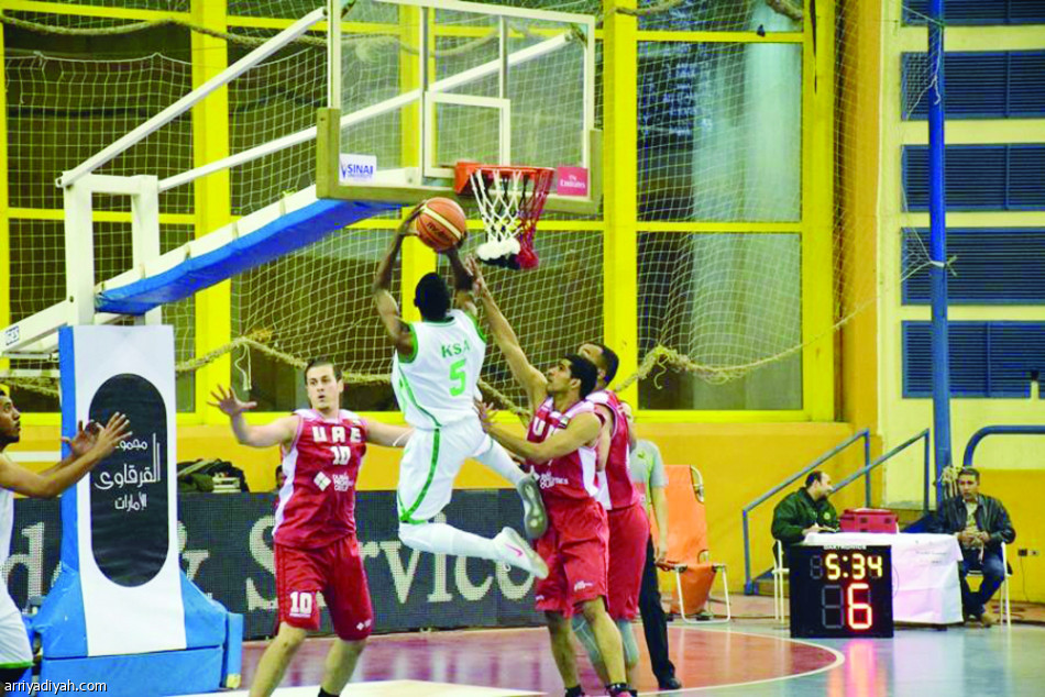 منتخب السلة إلى نصف نهائي العربية