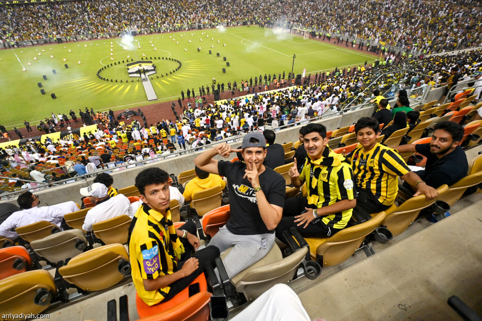 وعد بنزيما.. 
بطولات
جديدة