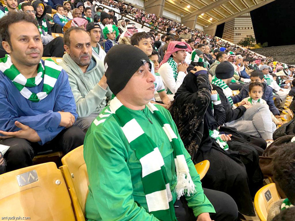 محرز يخطف
صدارة صناع «روشن»