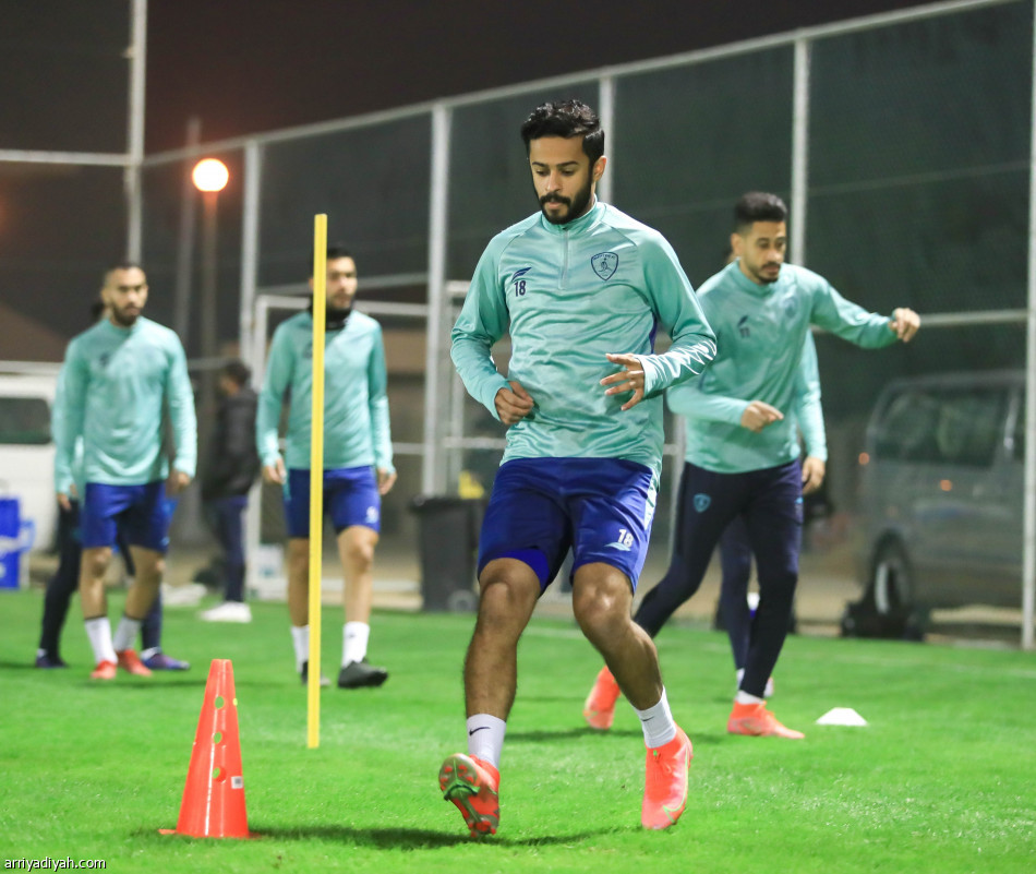 الفتح يستعد للهلال.. ويحتفي بماكسيم