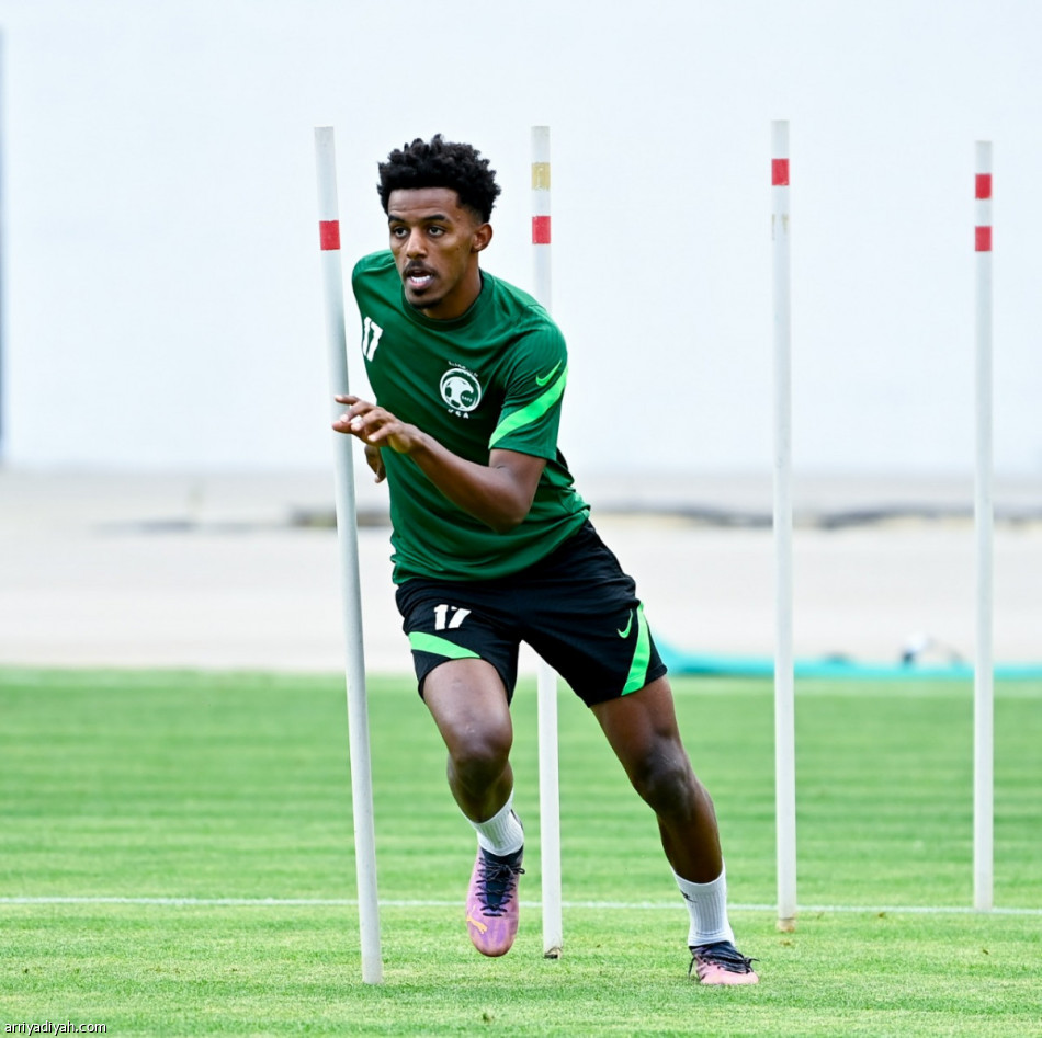 «الأخضر الأولمبي» يدشن معسكر بوردور