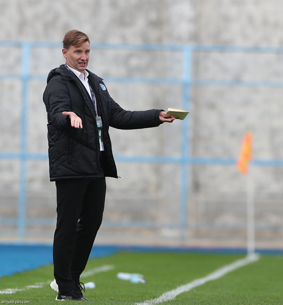 التاسع على التوالي..
البطل يتوج داخل الديار