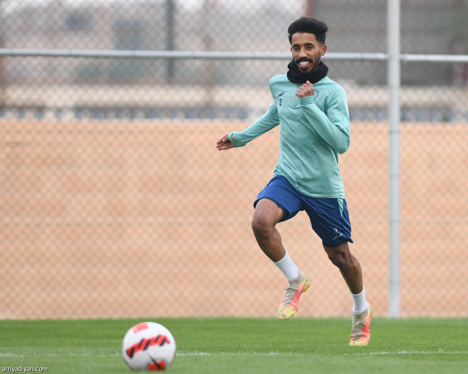 الفتح يتسلح بالتسديدات لمواجهة النصر