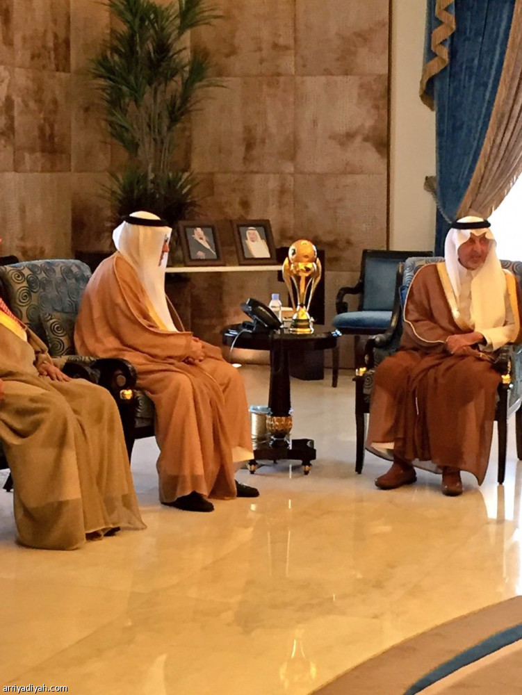 أمير مكة يستقبل أبطال كأس ولي العهد