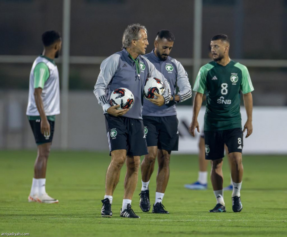 اليوم.. الأخضر يطير إلى الأردن