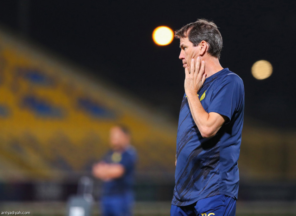 قبل الكلاسيكو..
النصر يسترد جونزاليس