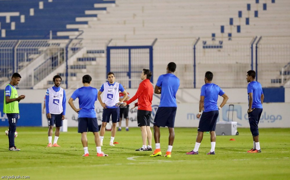 ادواردو يشارك في التمارين الهلالية