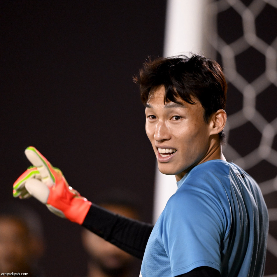 الشباب يستعيد الحربي قبل الفيحاء