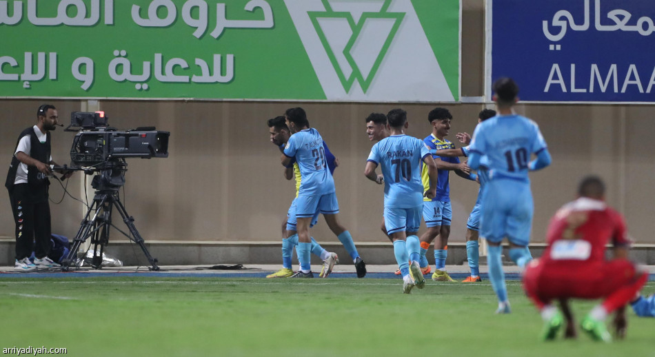 ثنائية المزيريب تمنح الباطن النقطة الأولى