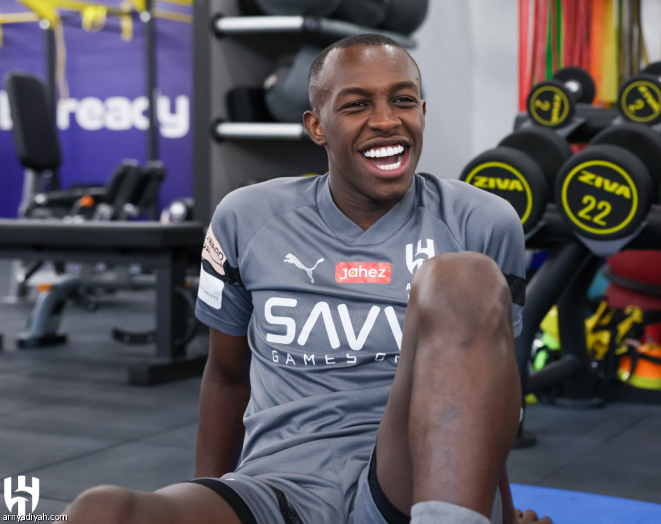 اليوم..  الهلال يطير إلى أبها