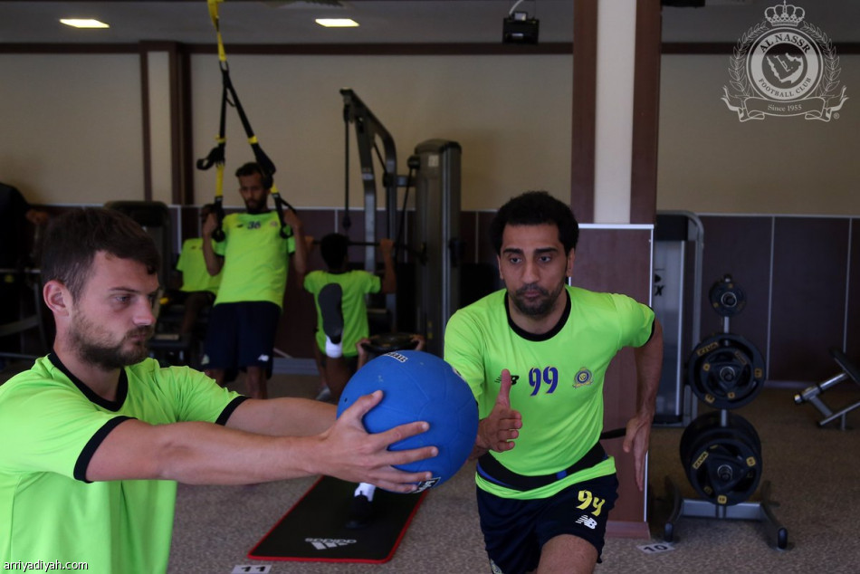 جوميز يعتمد على الحديد لرفع لياقة لاعبي النصر