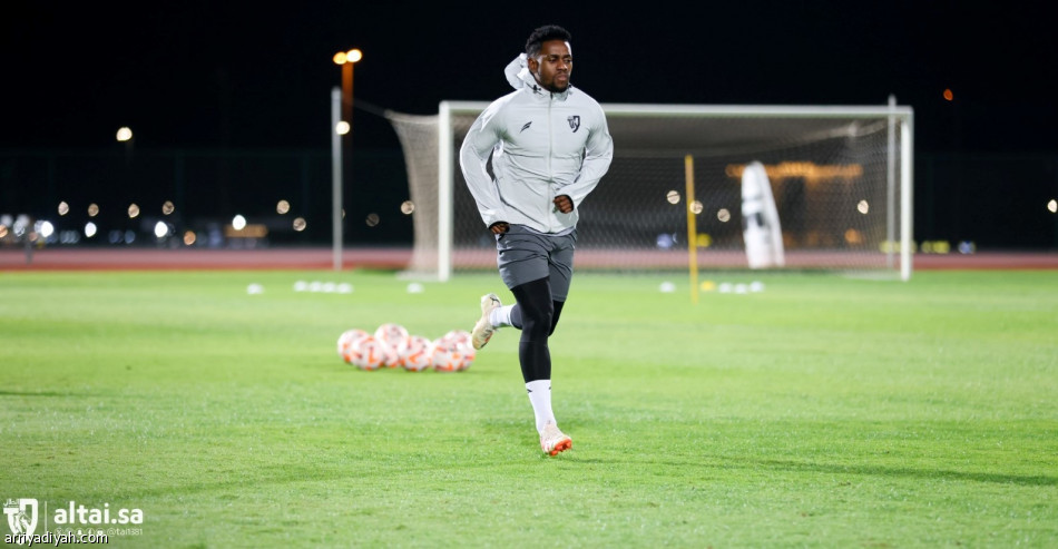 الطائي يعود بمحاضرة فنية