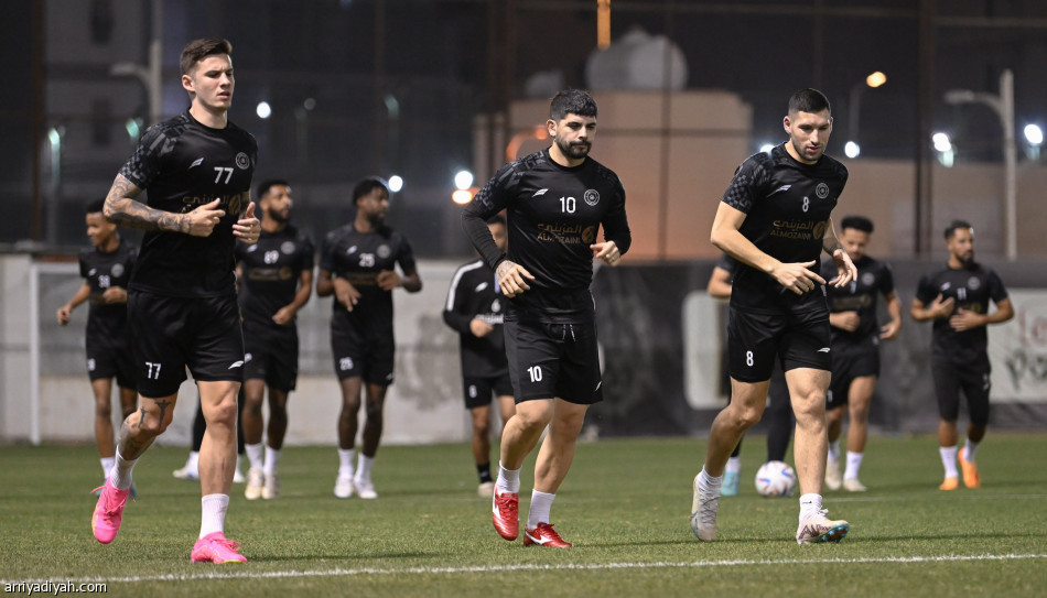 الشباب.. مورينو يقسم اللاعبين