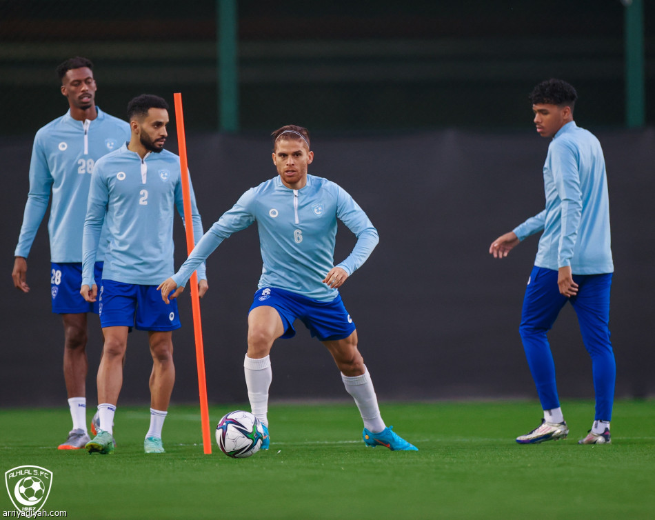 مناورة تعد الهلال للمونديال