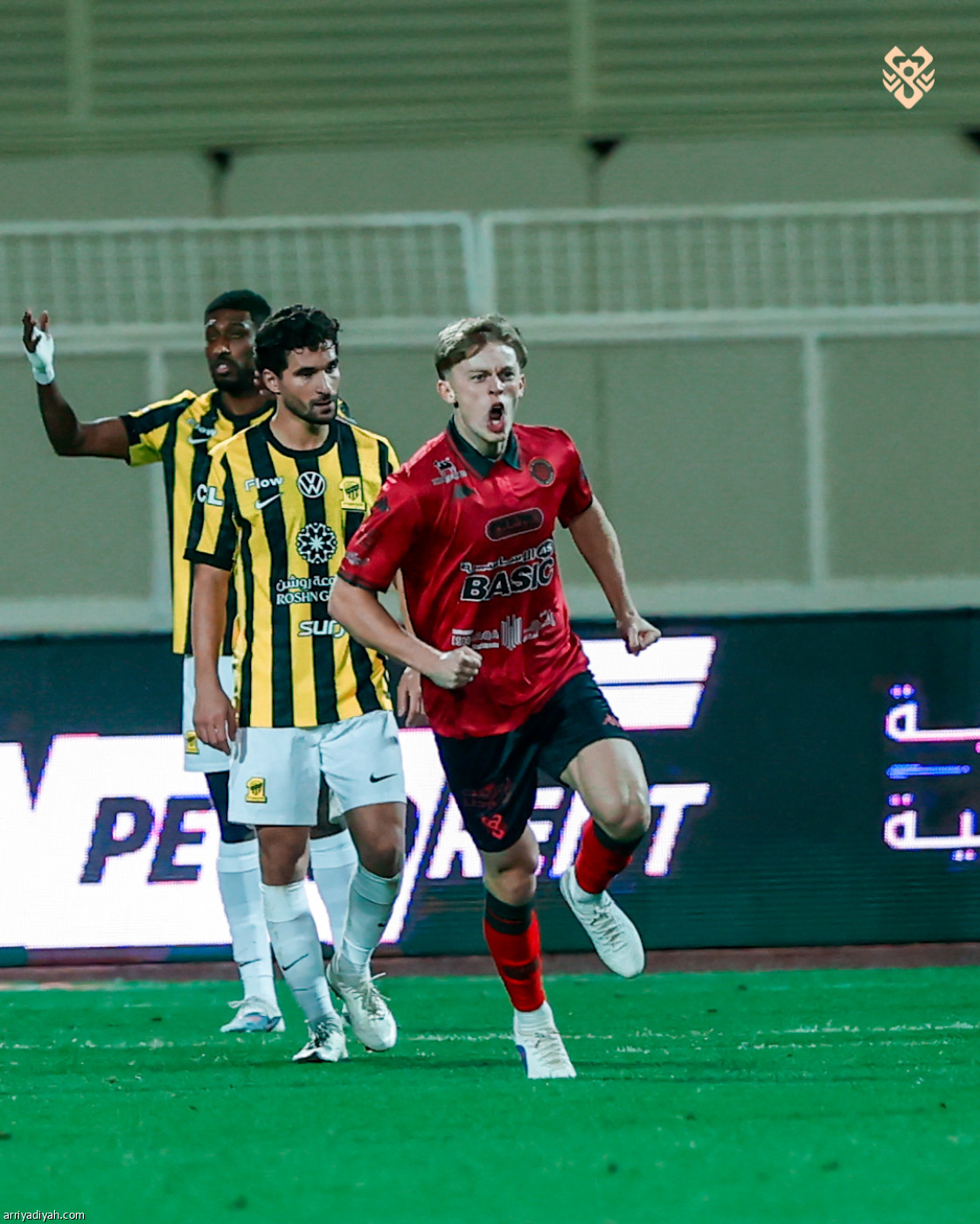 الخلود إلى النهائي