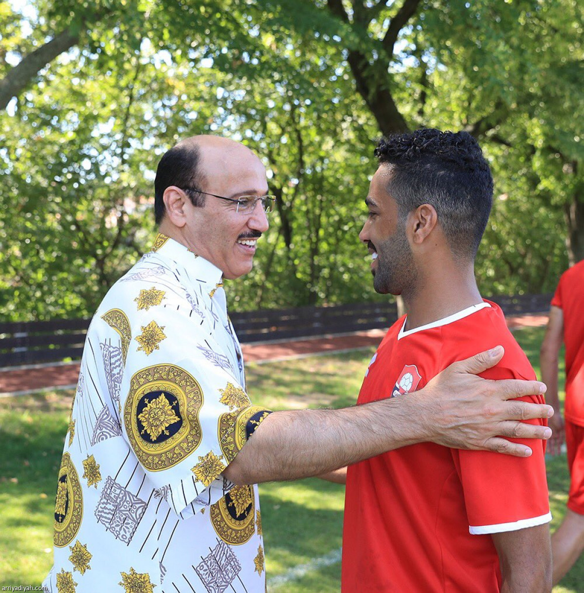 المطوع.. يخطف الأضواء