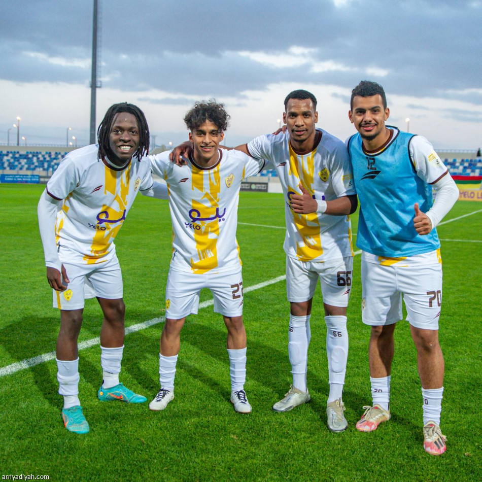 أحد يلحق الخسارة العاشرة بنجران