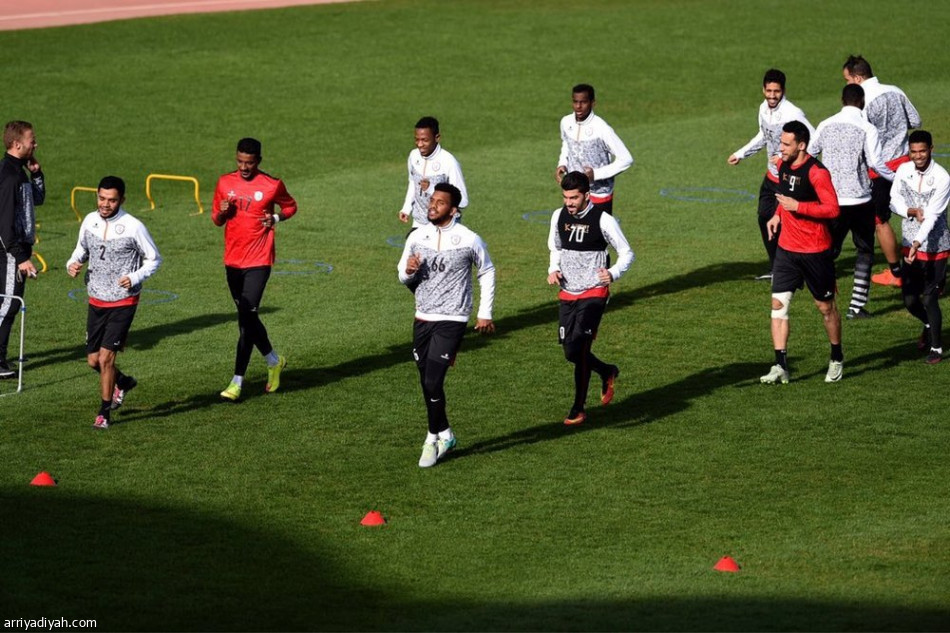 حسن معاذ لحارس النصر: الفراق صعب