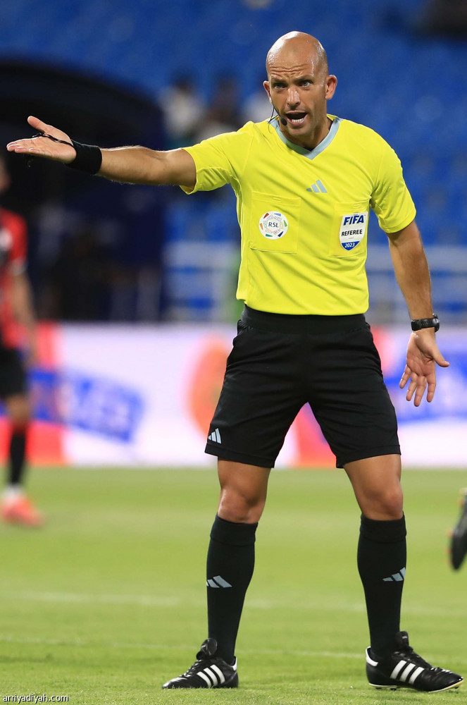 الشهراني وكنو
ينتظران التقرير