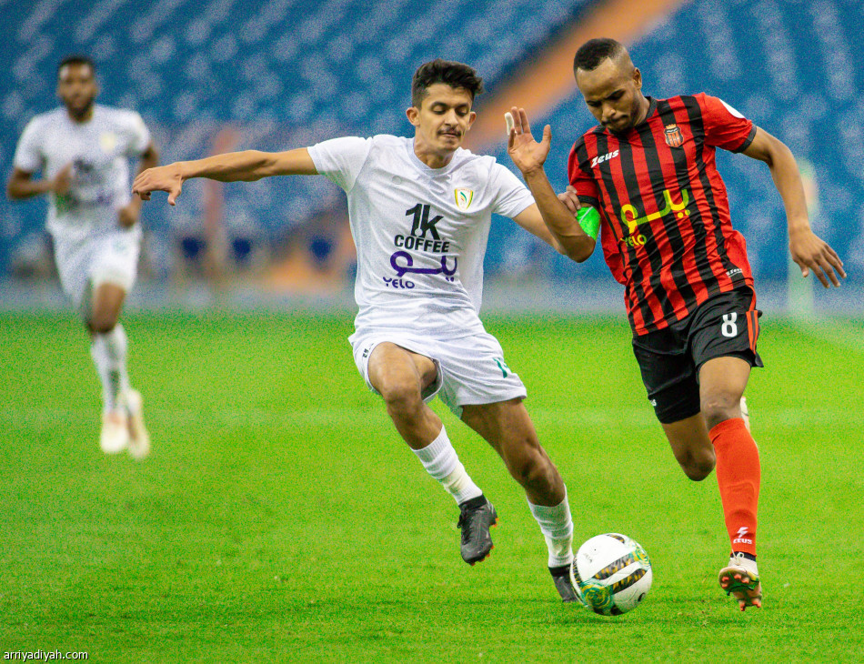 الجبلين يعطل الأخدود.. والحزم يرفض صدارة «يلو»