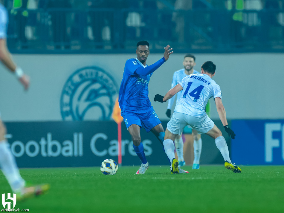 الهلال يكسر صمود نافباخور.. ويتأهل