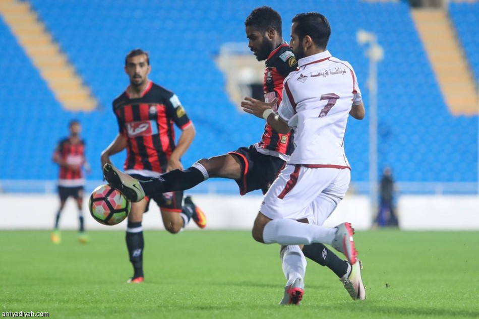 القحطاني يقود الرائد للفوز على الفيصلي