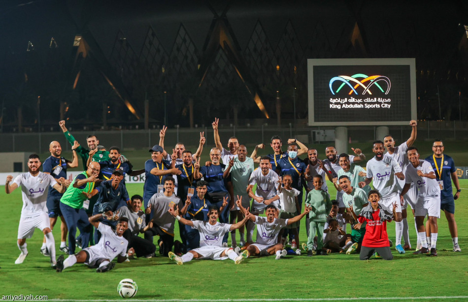 بثلاثية العين.. الأخدود يستعيد صدارة «يلو»