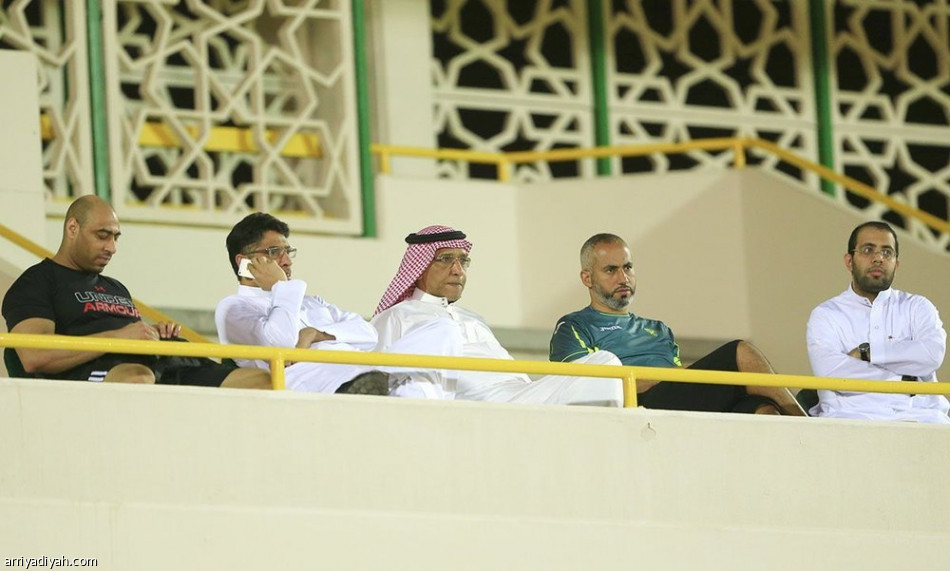 الخليج يستأنف إستعداداته للوحدة ويوافق على إنتقال الشنقيطي