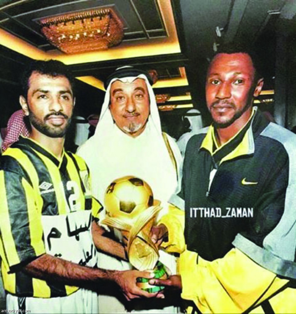 العراقي أعطى الأهلي الأفضلية