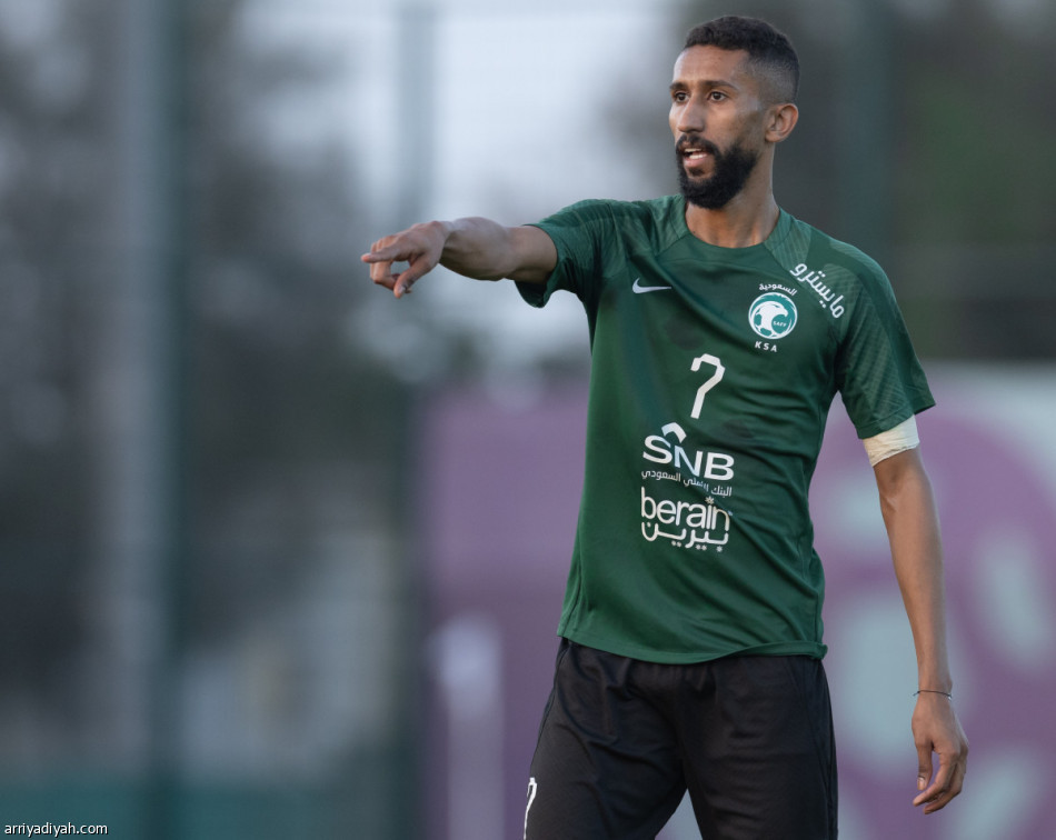 الأخضر يتأهب بمناورة تكتيكية