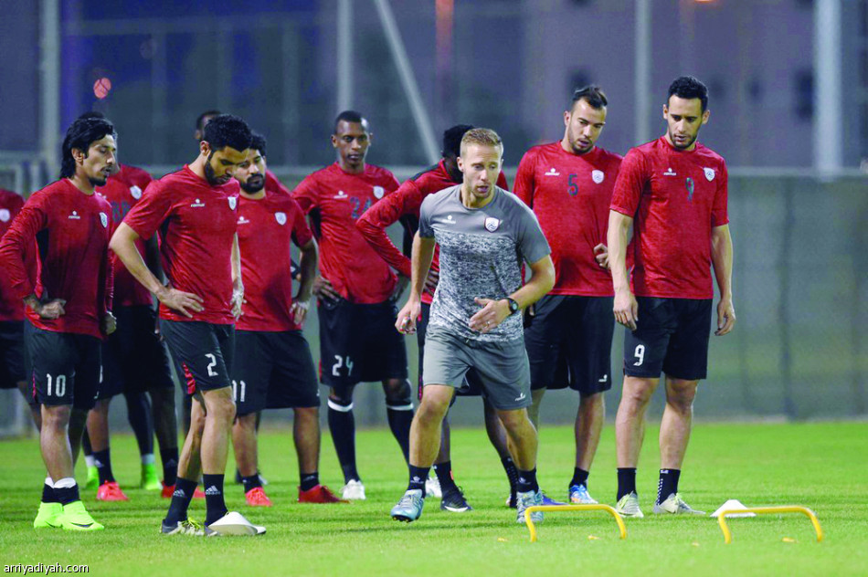 كريري بديلاً للمصاب جعفر
