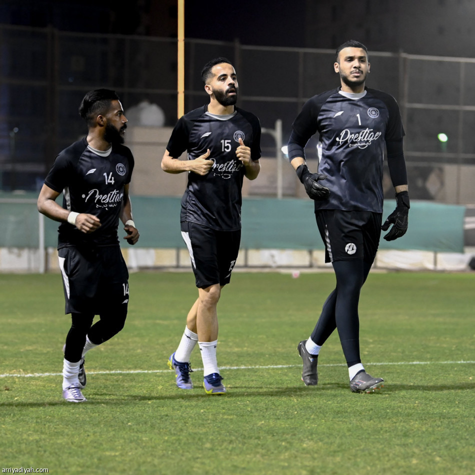 الشباب.. جونيور «ليث مايو»