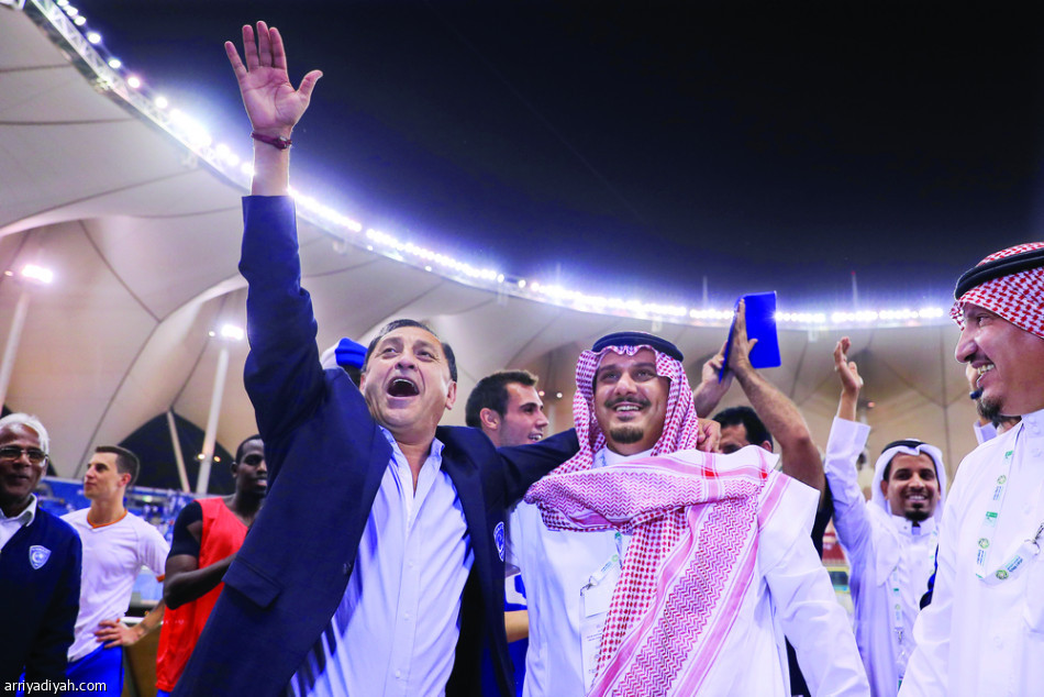 الهلال يقول: تابعوا الهابطين إلى الأولى