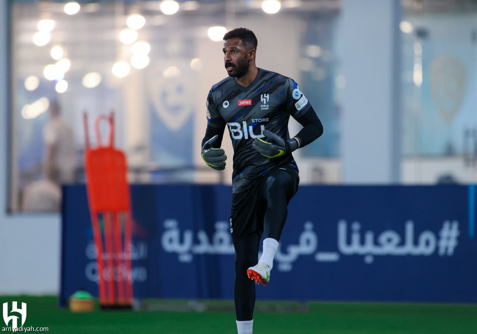 الهلال.. مناورة تعيد ميشيل والفرج