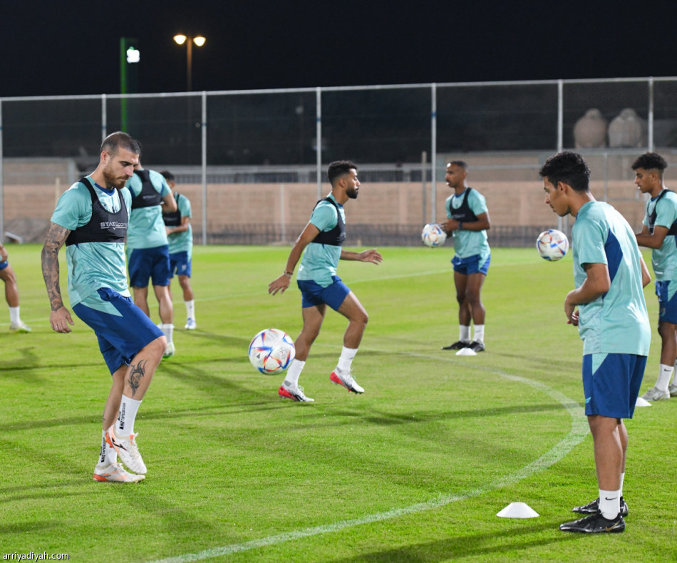 الفتح يفرض مناورة من لمستين