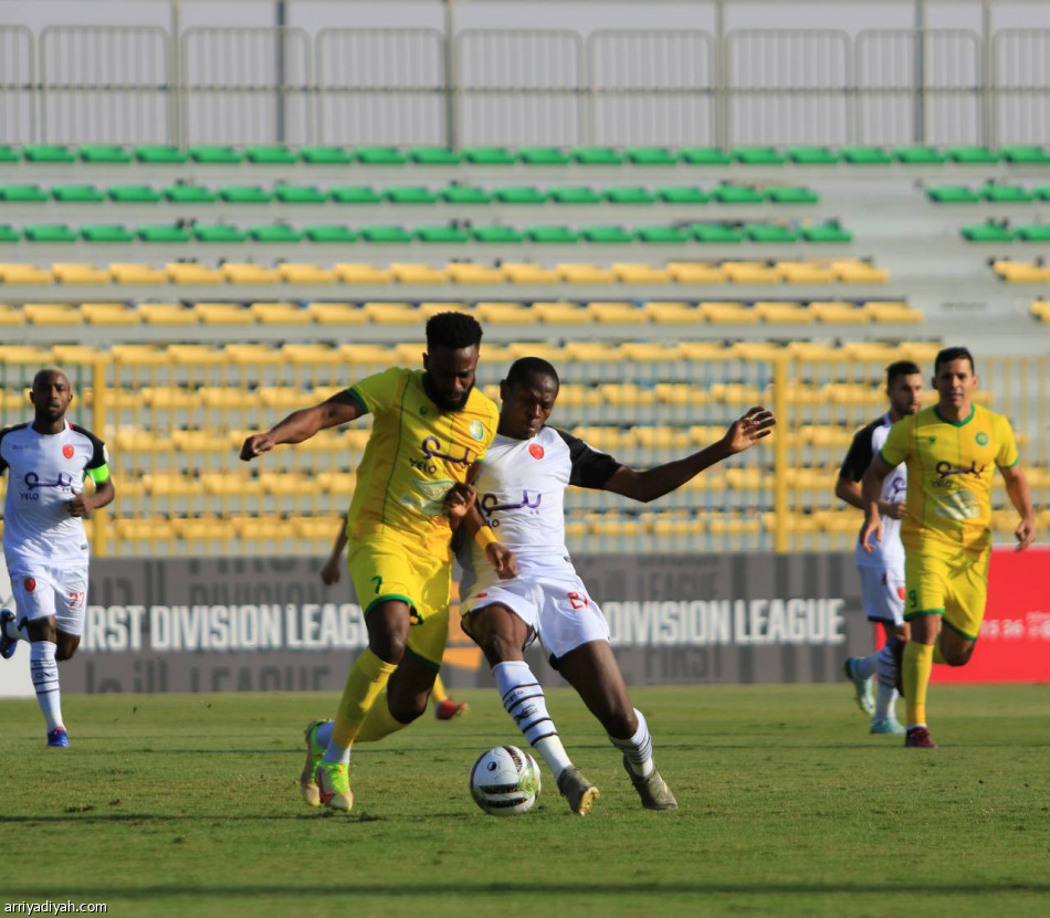 الحزم يتصدر «يلو» بثنائية الرياض