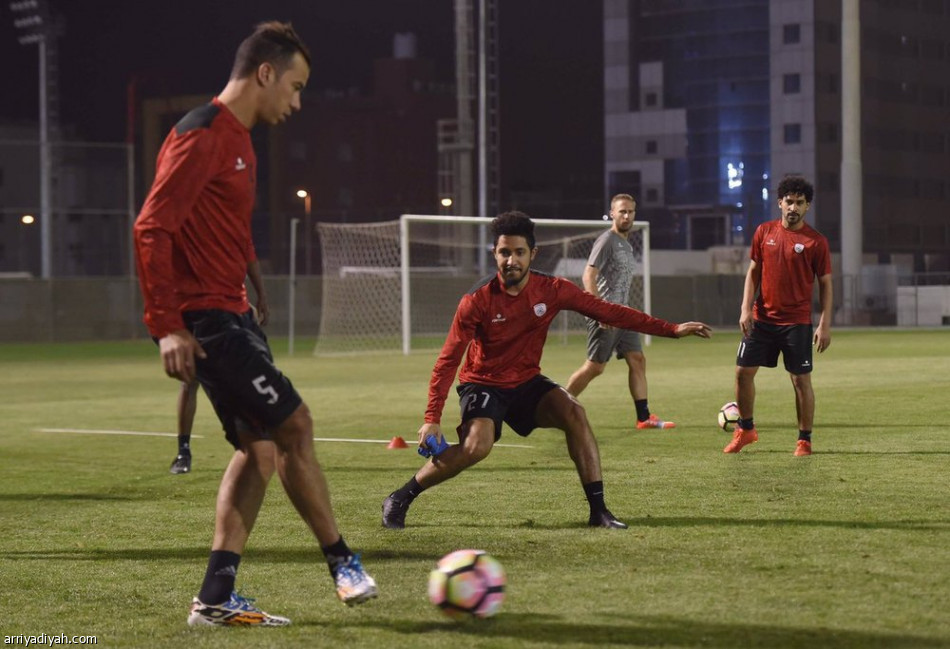 سامي الجابر يرسم خطة تجاوز الهلال