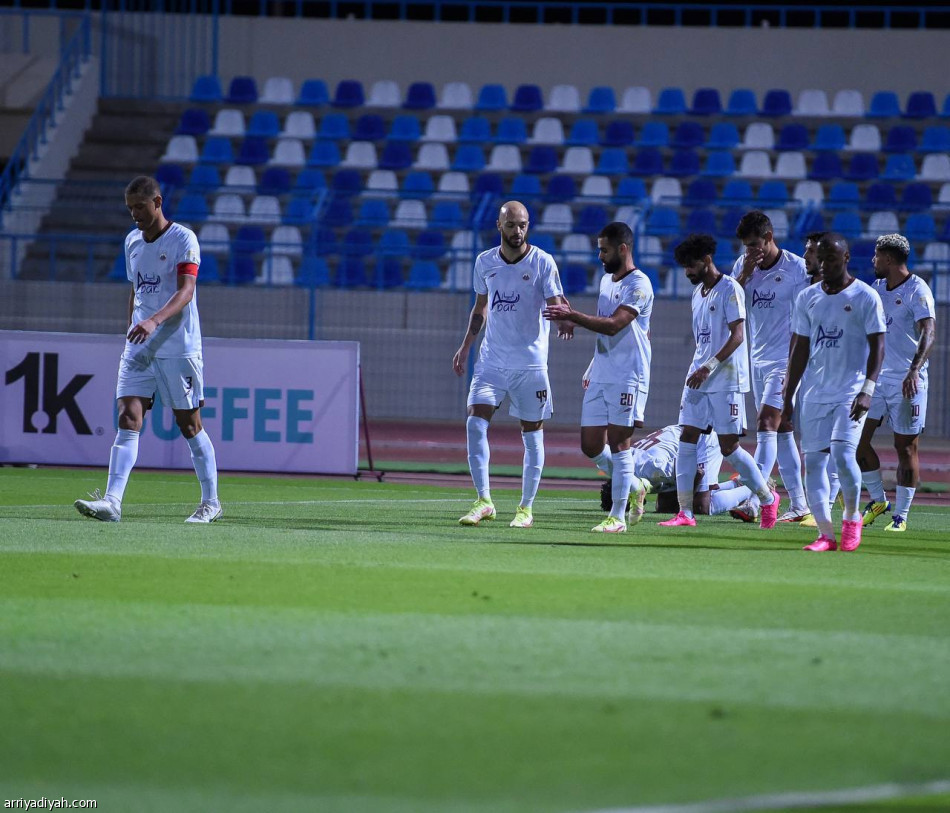 أحد والجبلين يخطفان نقاط  العين ونجران