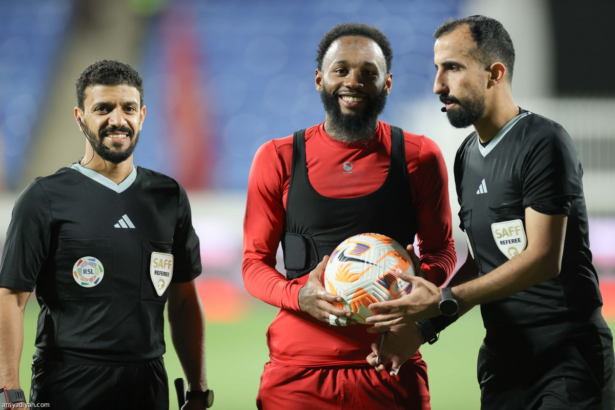 ديربي عسير.. ضمك يهيمن