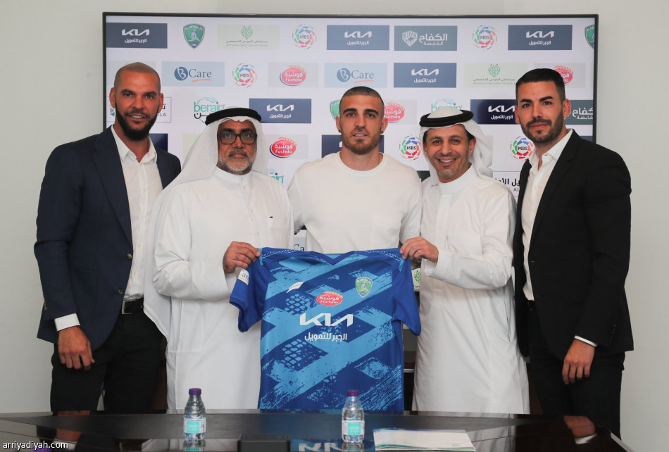 من هو فران فيلز مدافع الفتح الجديد ؟