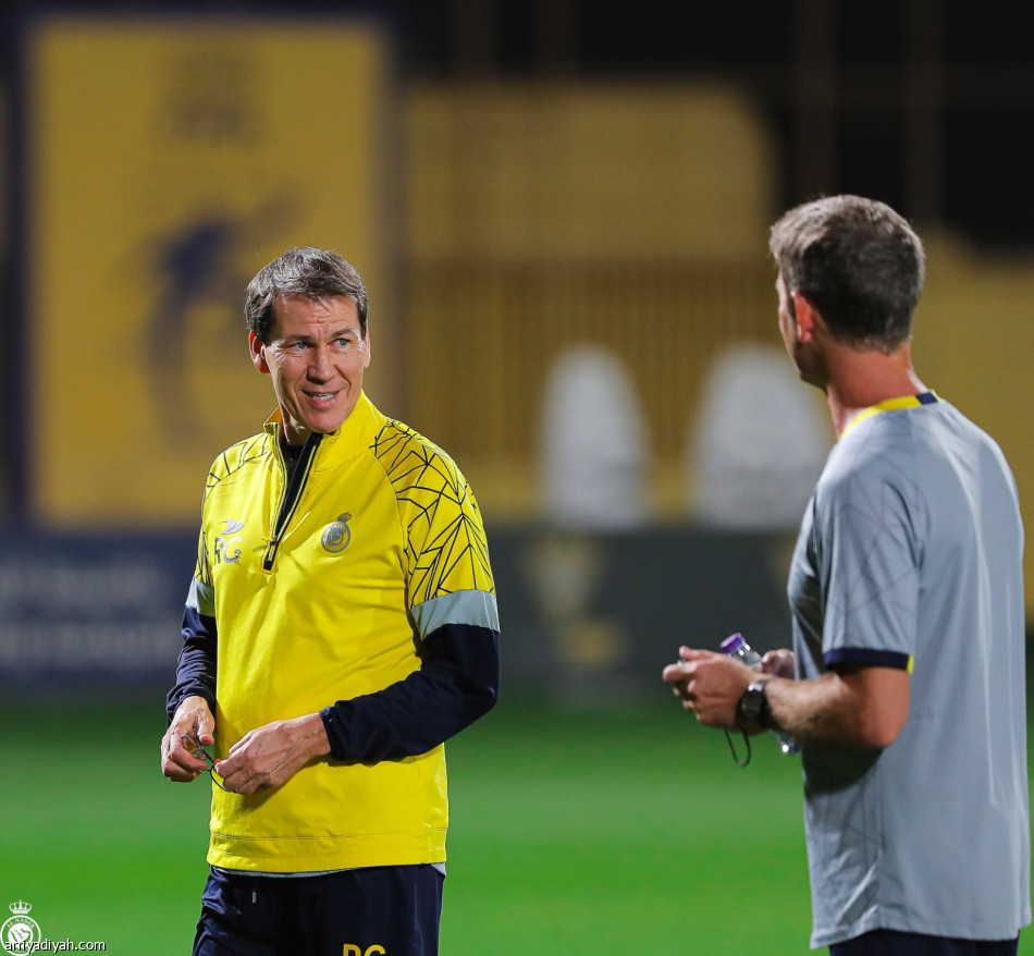 النصر يفتح ملف الباطن