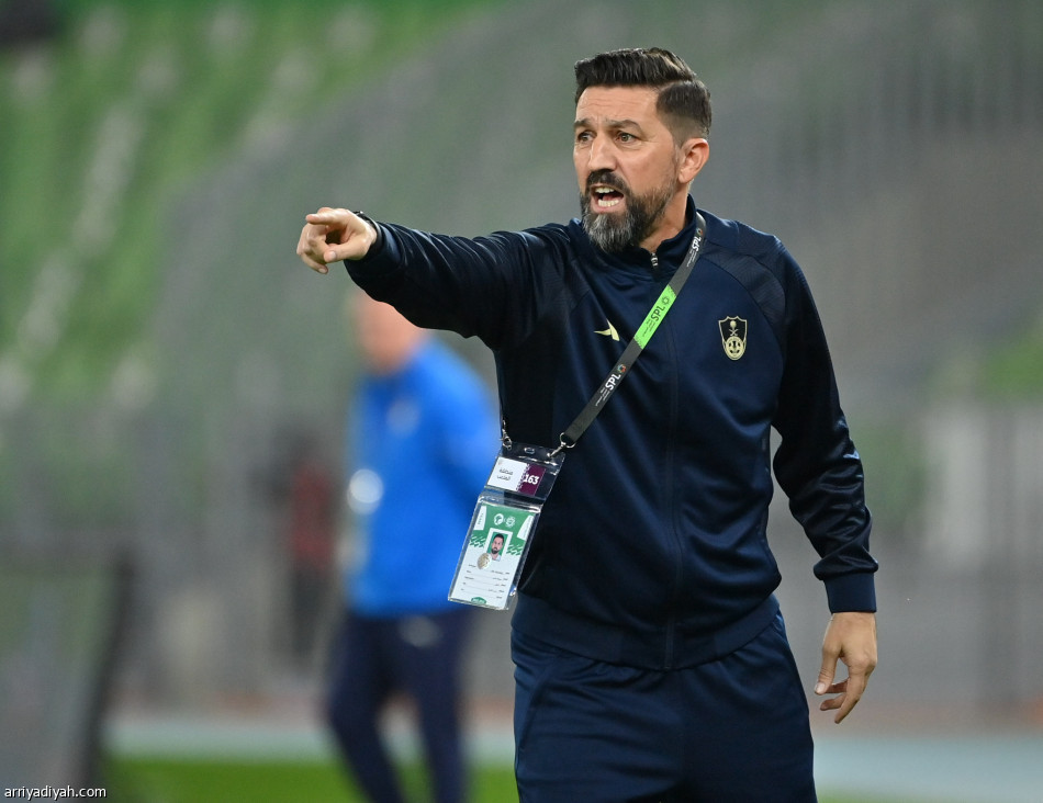 أليوسكي ينقذ الأهلي من الخسارة السابعة