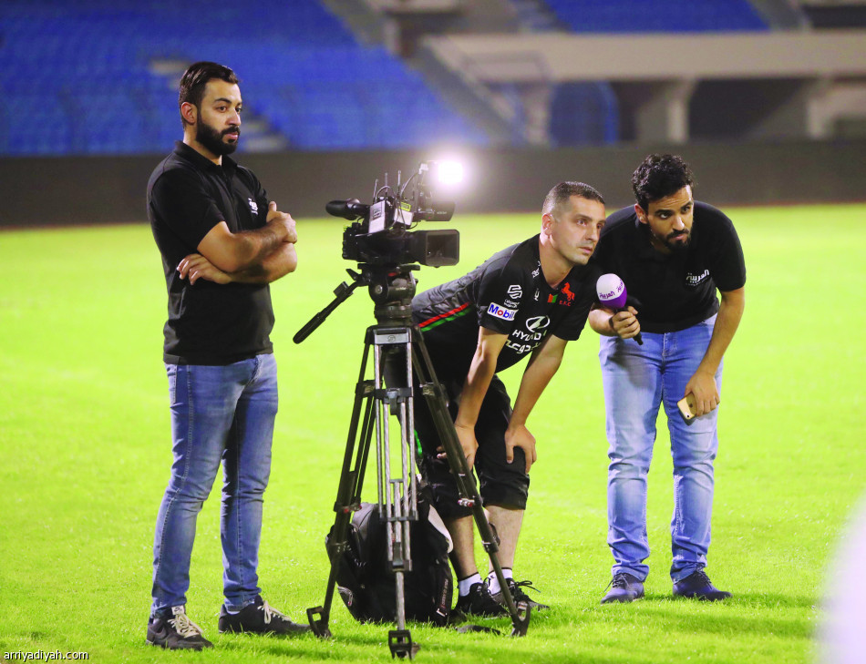 البدلاء يربكون فارس الدهناء