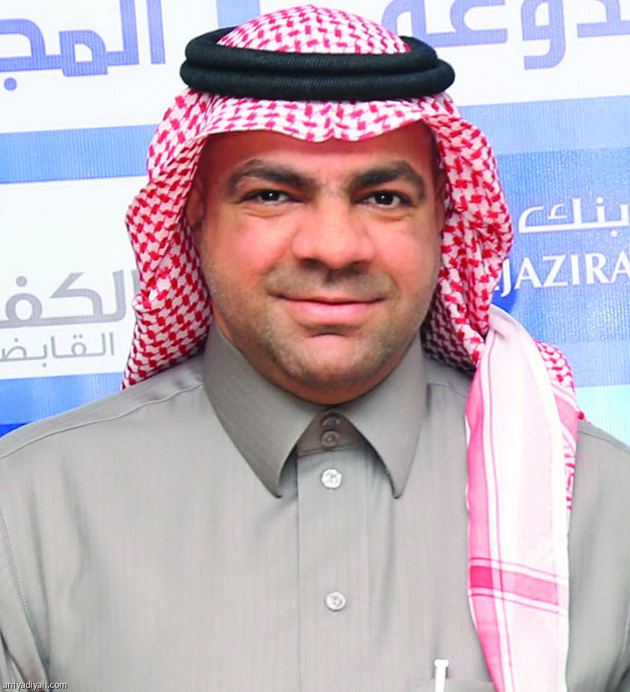 وكيل إلتون يهدد بشكوى اتحاد الكرة