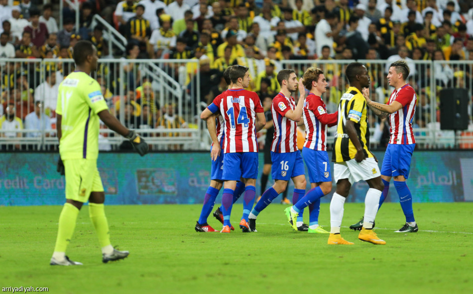 الاتحاد وجماهيره يستعرضون إنجازات الـ90 في الجوهرة