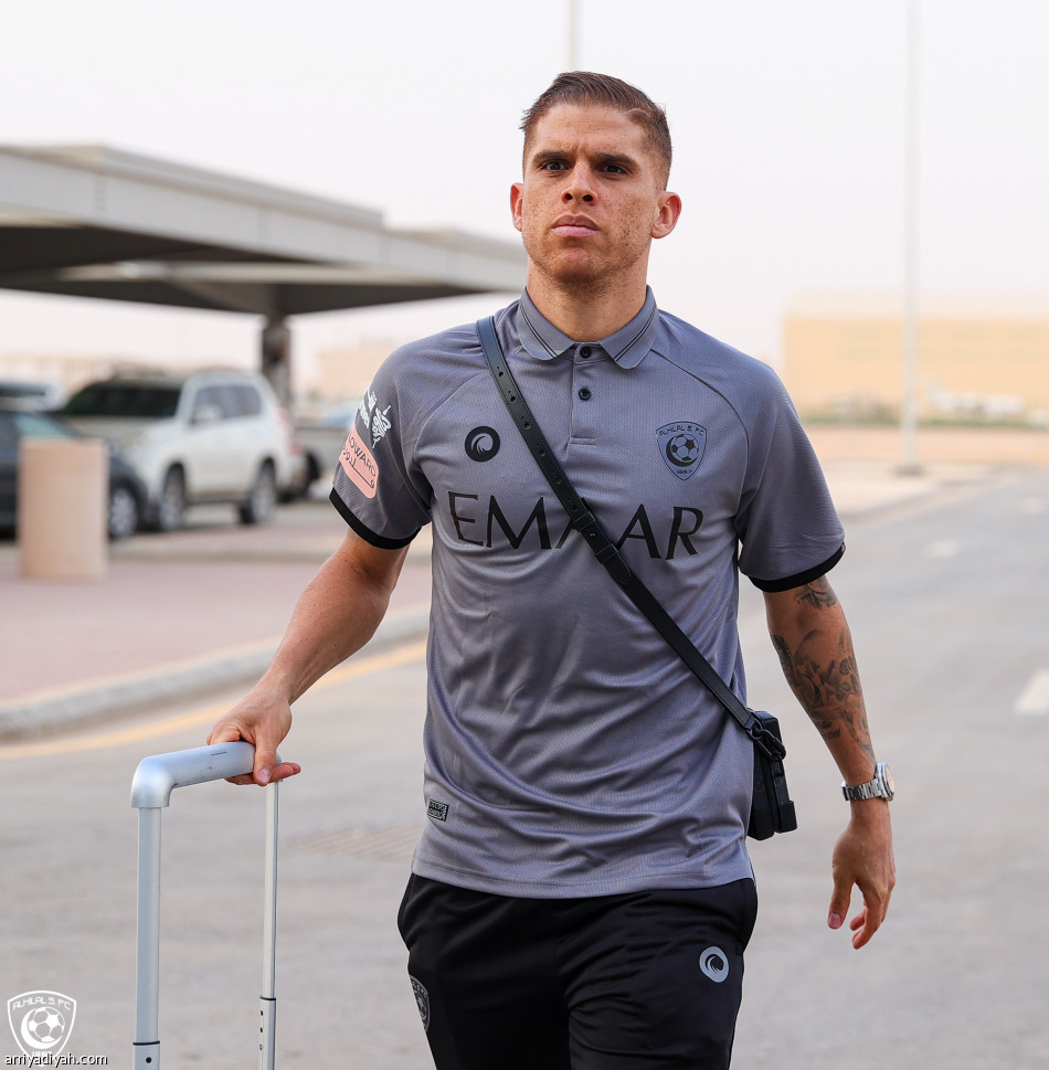 الفرج وسالم والشهراني خارج قائمة الهلال