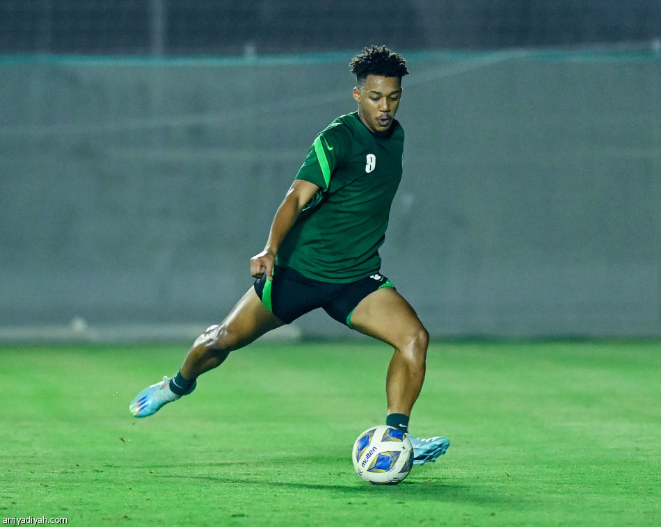 الأخضر الأولمبي يكثف التحضيرات في «جبل علي»