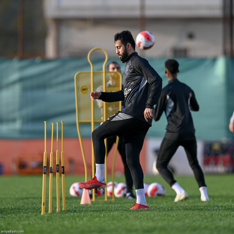 شاموسكا يُريح لاعبي الشباب 24 ساعة